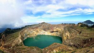 kelimutu trip bajoodyssey.com